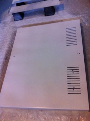 IMG_0194.jpg (34.03 Kio) Vu 21664 fois Boîtier blanc fabrication maison (1983)