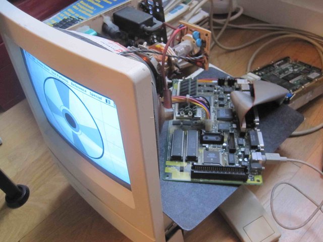mac classic II.jpg
