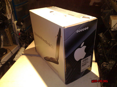 Boite d'un Apple PowerBook &quot;Bronze&quot; G3-400.